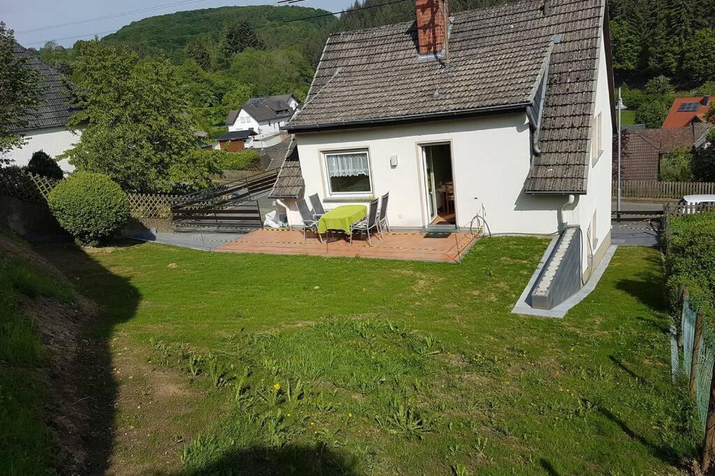 Ferienhaus Urban Mit Garage Wimbach エクステリア 写真